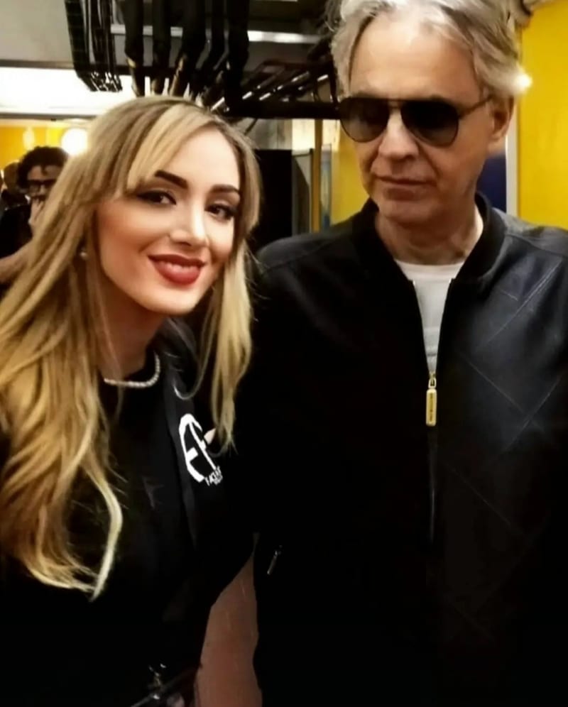 Raffaella Braccolino nel backstage con artisti