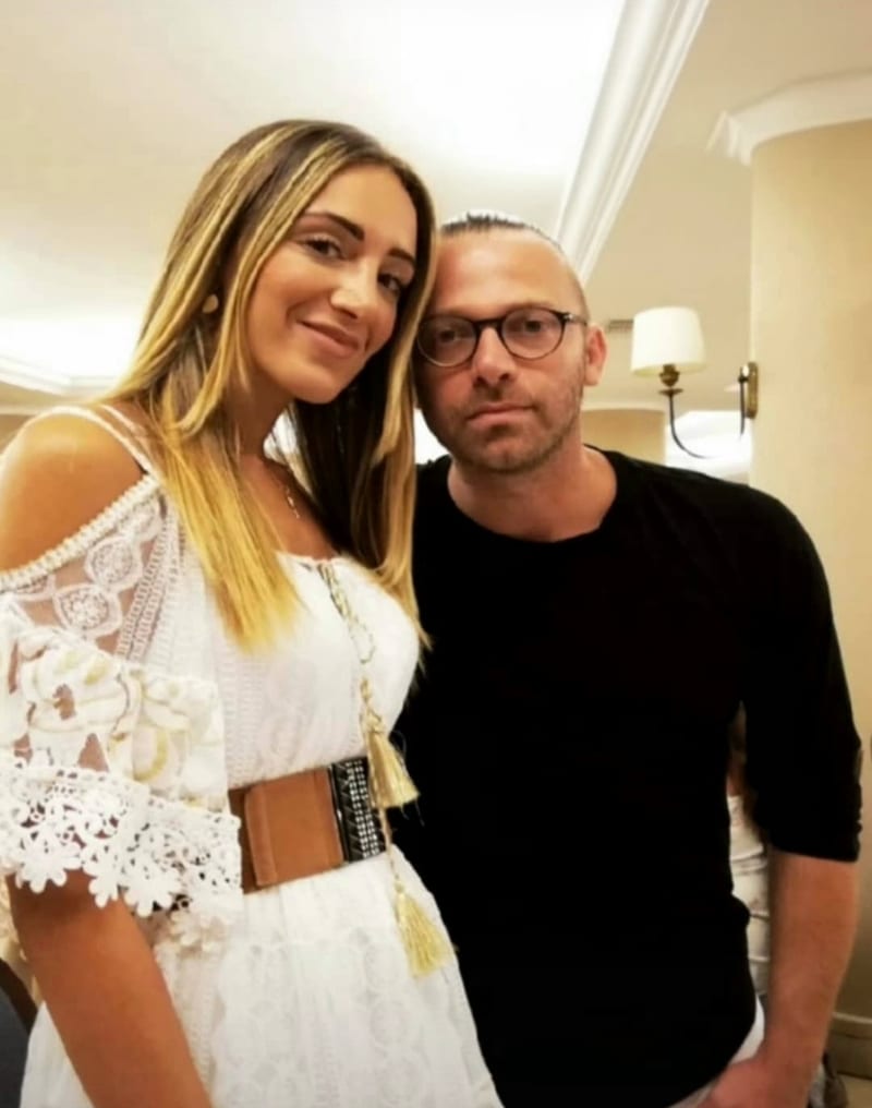 Raffaella Braccolino nel backstage con artisti
