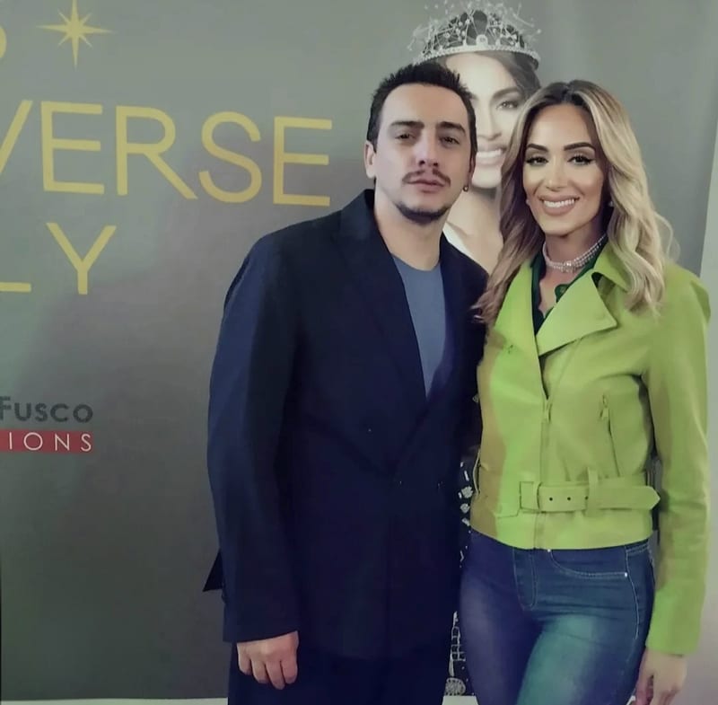 Raffaella Braccolino nel backstage con artisti